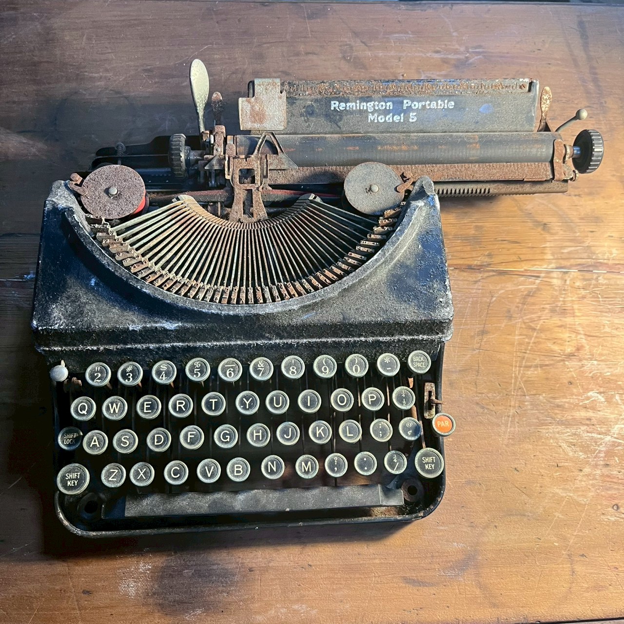 Remington portable model 5 typewriter. C.1935 / 雷明頓攜帶型5號打字機-約1935年